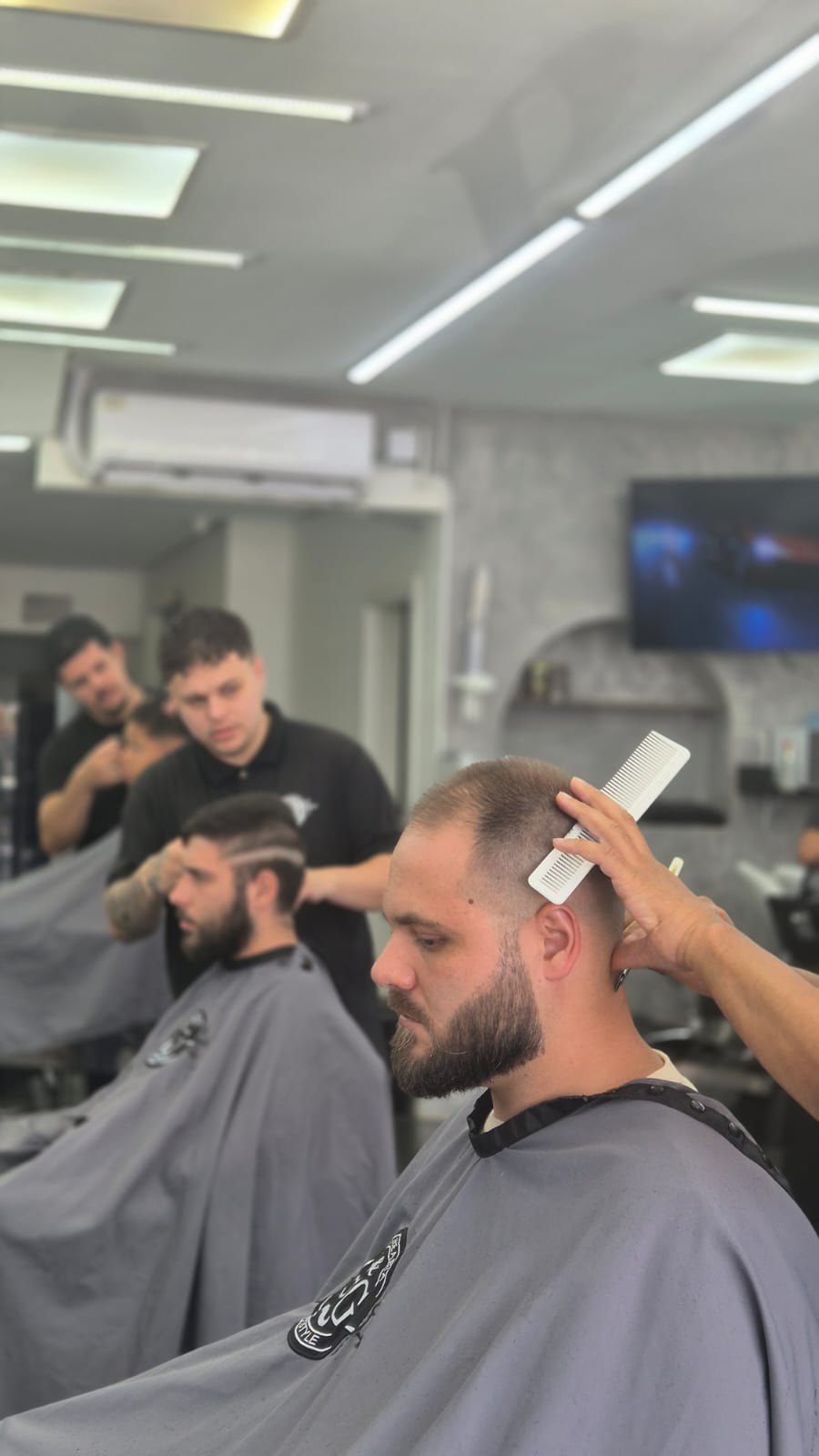 Barba & Acabamento